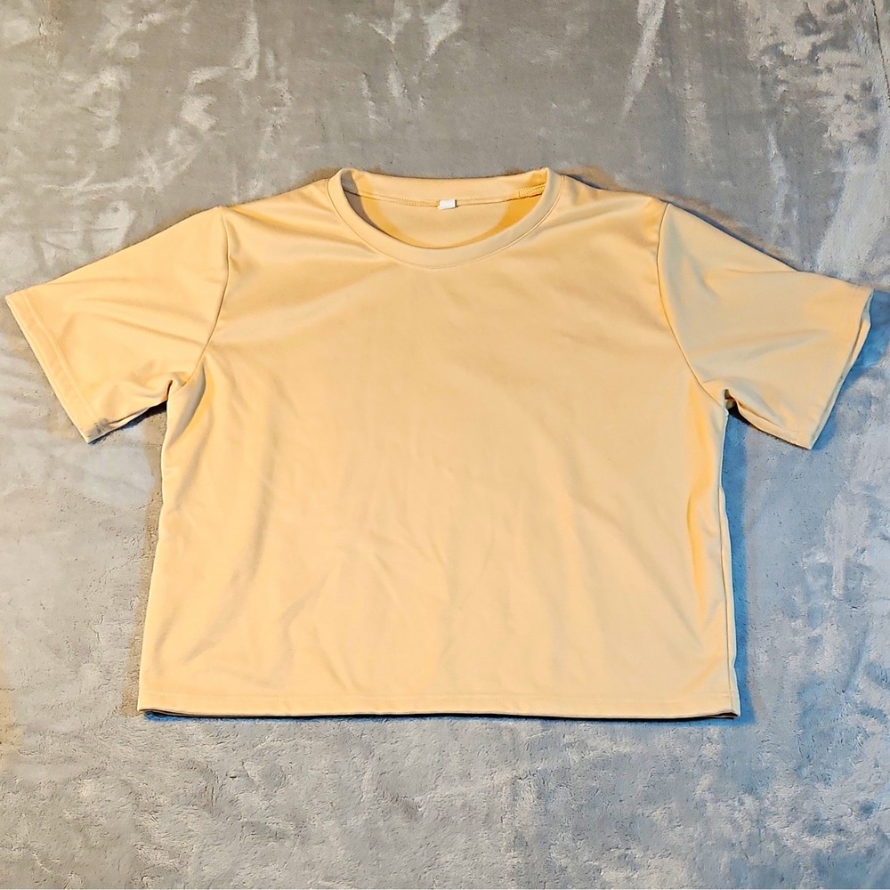 Women's Beige Crew Neck Short Sleeve Solid Polyester Activewear T-Shirt L